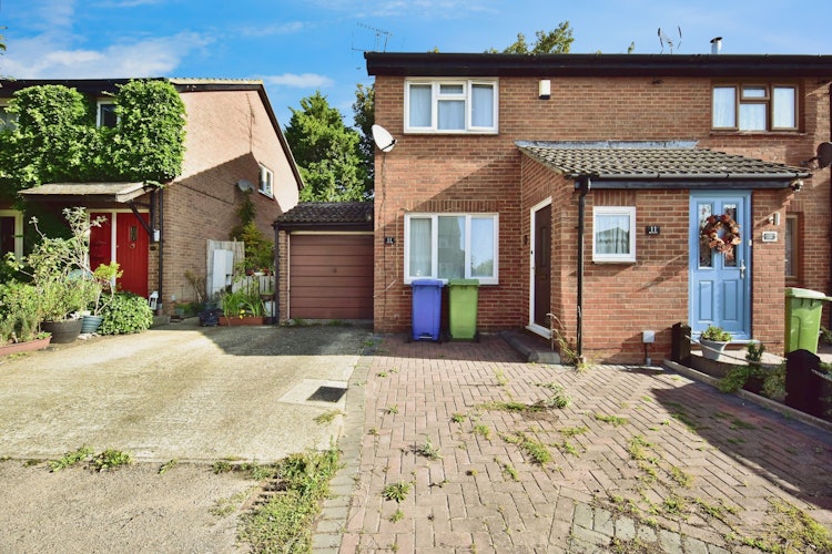 2 bedroom semi-detached house