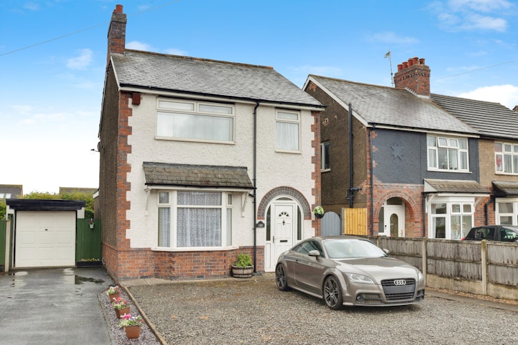 3 bedroom detached house