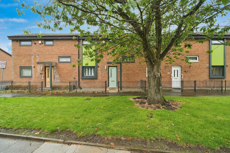 2 bedroom terraced house