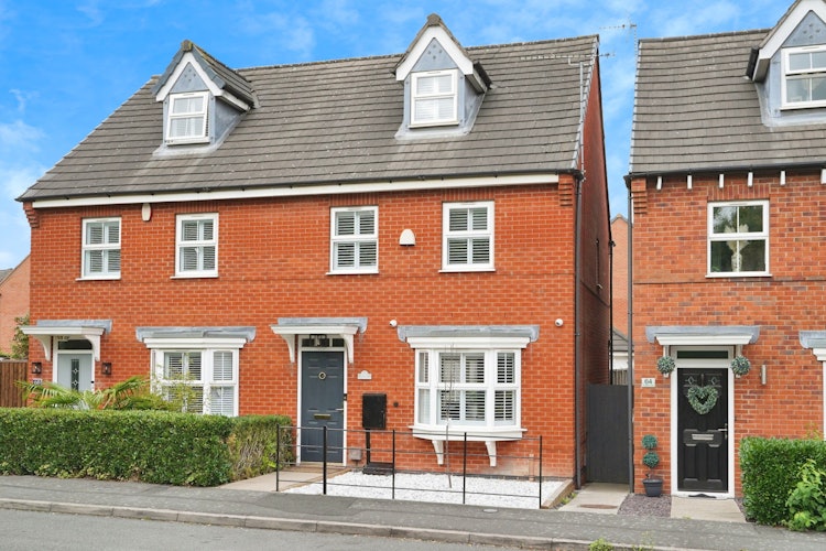 3 bedroom semi-detached house
