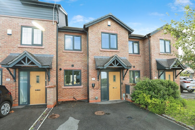 3 bedroom terraced house