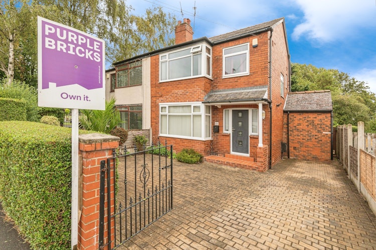 3 bedroom semi-detached house