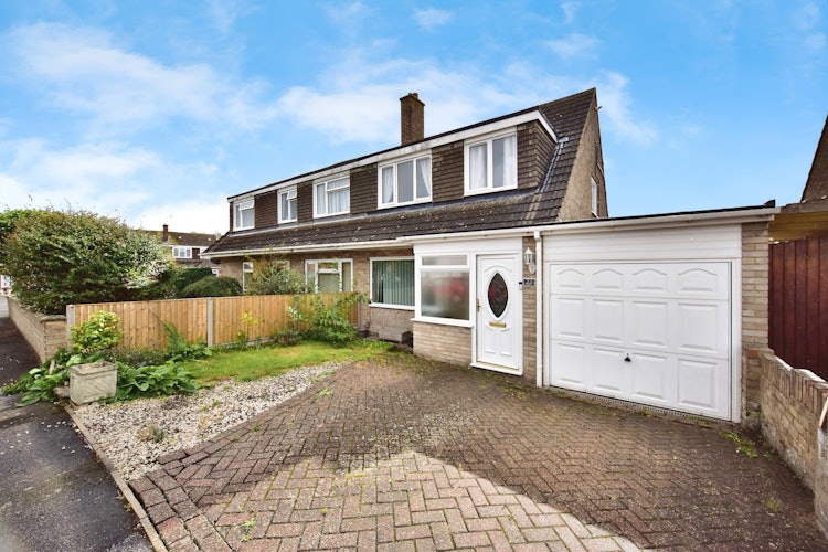 3 bedroom semi-detached house
