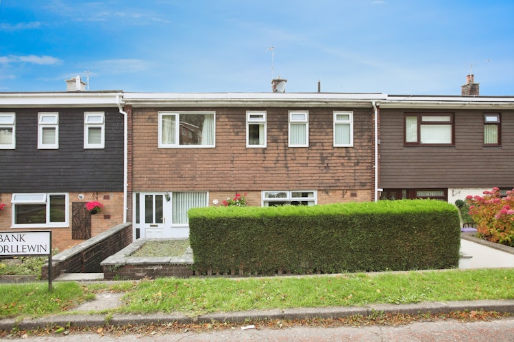 3 bedroom terraced house