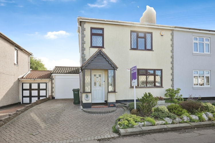 3 bedroom semi-detached house