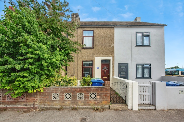 3 bedroom terraced house
