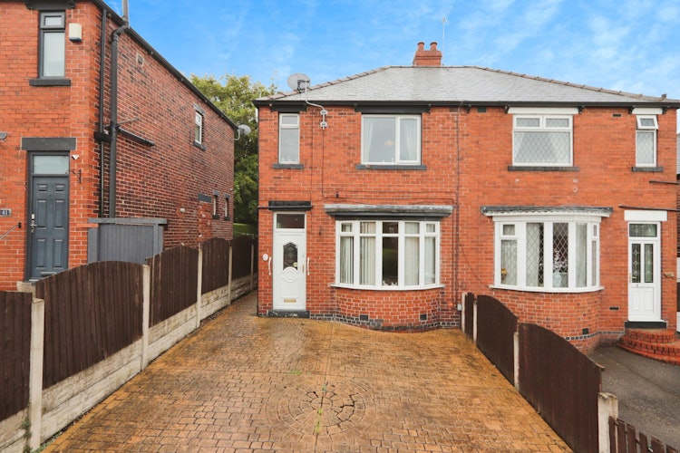 3 bedroom semi-detached house