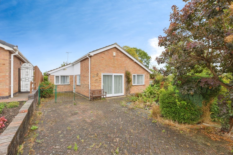 3 bedroom detached bungalow