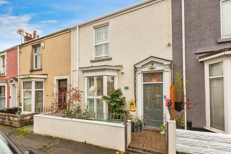 3 bedroom terraced house