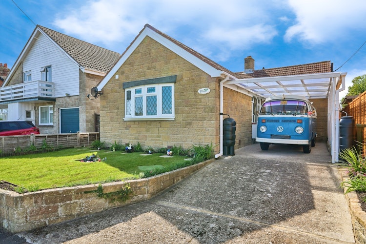 2 bedroom detached bungalow