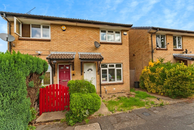 2 bedroom semi-detached house