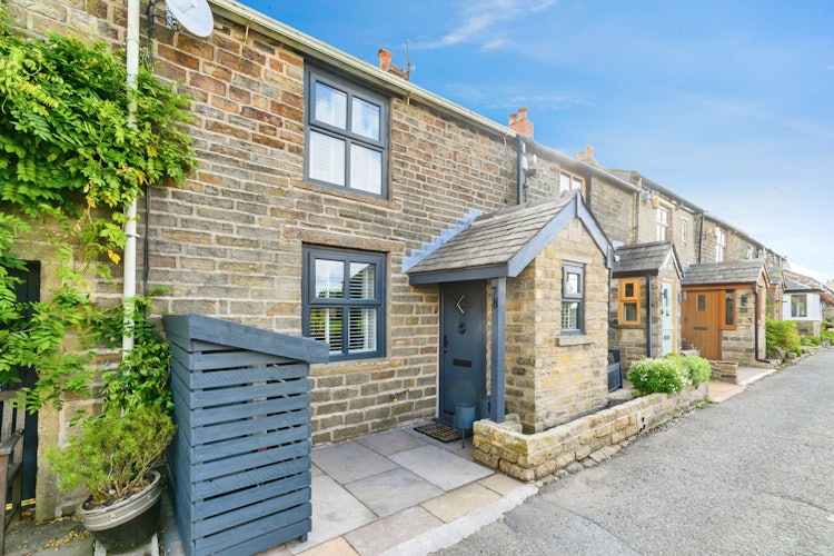 2 bedroom terraced house