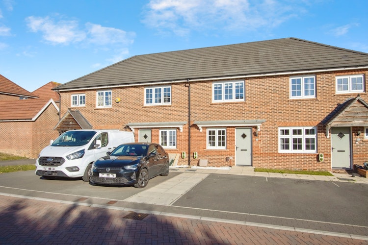 2 bedroom terraced house
