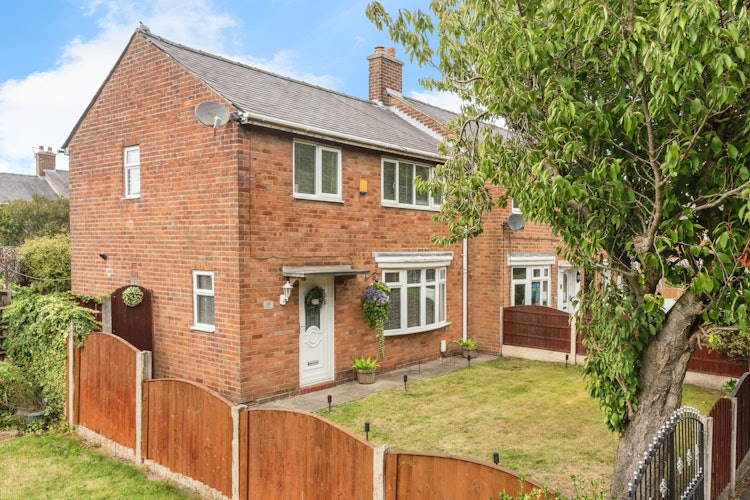 3 bedroom end of terrace house