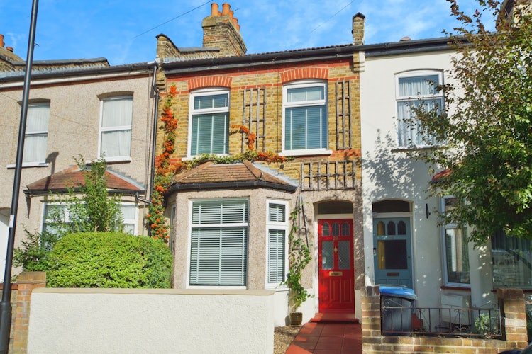 3 bedroom terraced house
