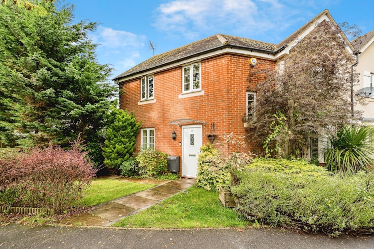 3 bedroom semi-detached house