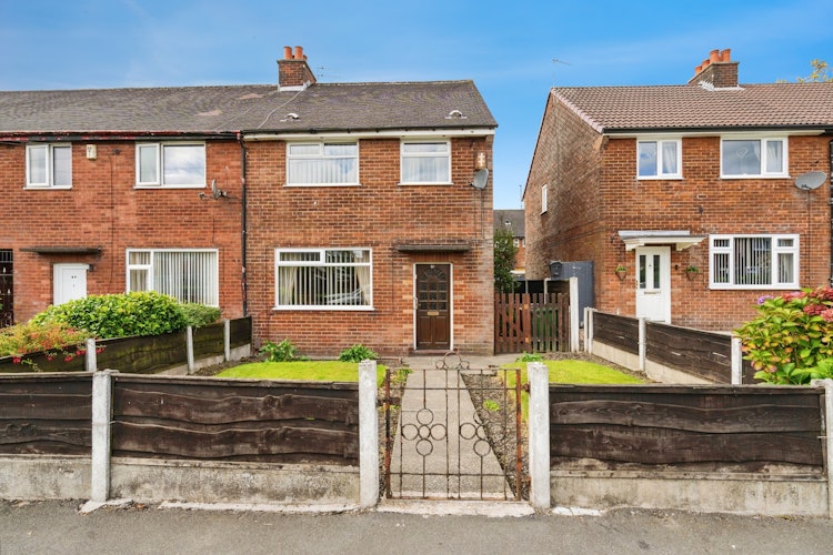 2 bedroom end of terrace house