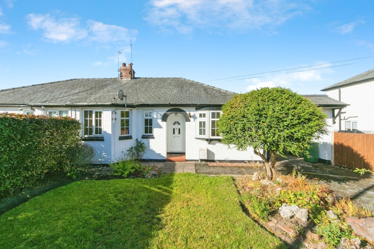 3 bedroom semi-detached bungalow