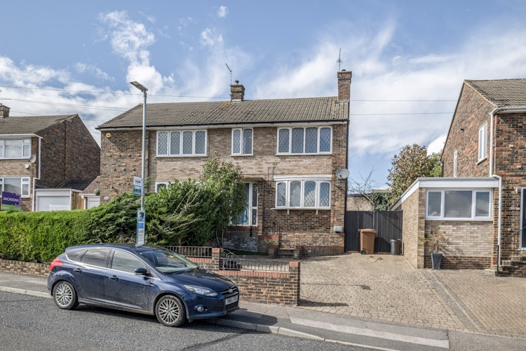 3 bedroom semi-detached house