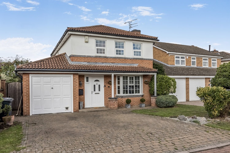 4 bedroom detached house