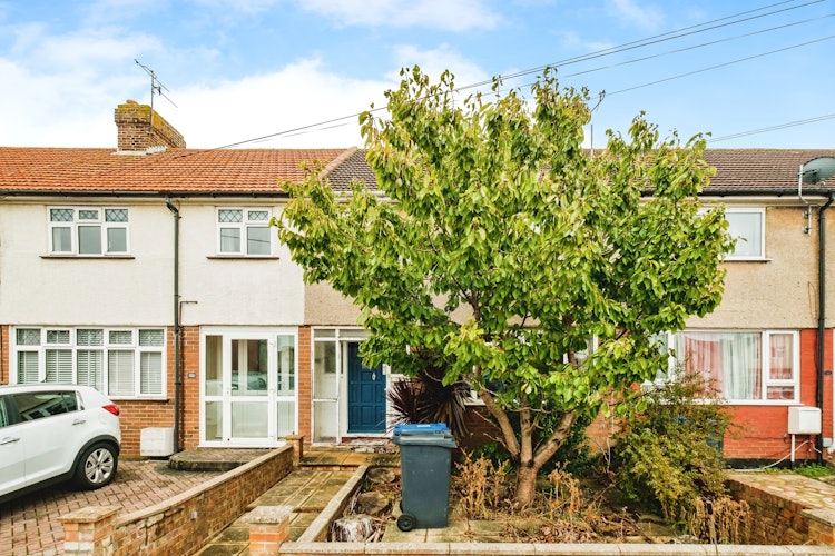 3 bedroom terraced house