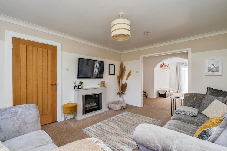 3 bedroom terraced house