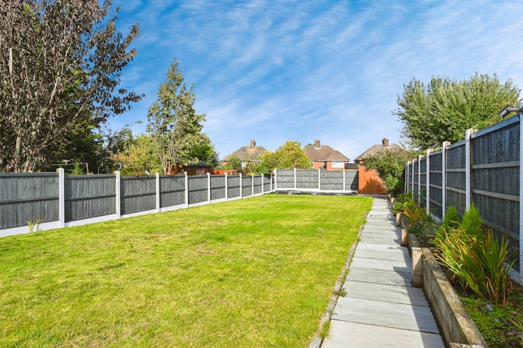 3 bedroom semi-detached house