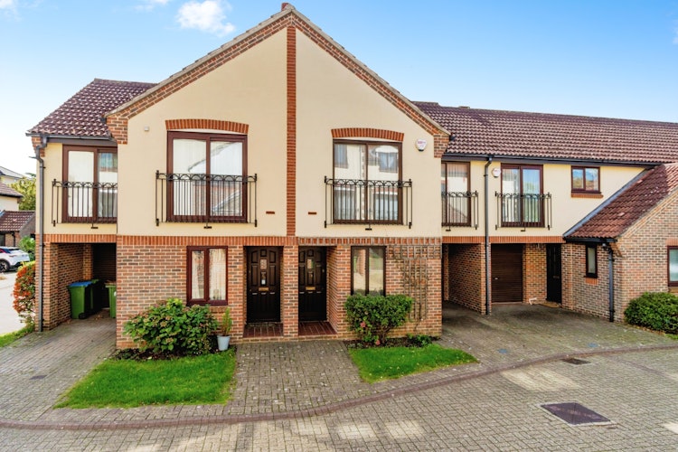 3 bedroom terraced house