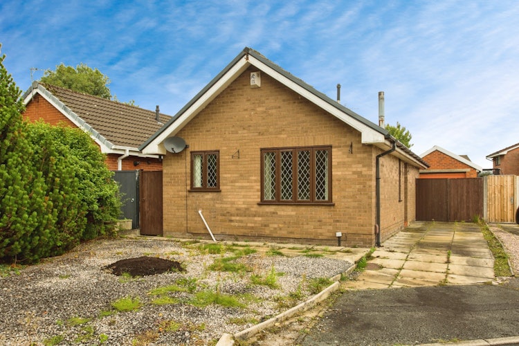 2 bedroom detached bungalow