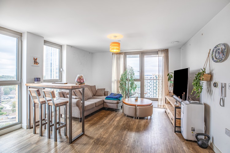 2 bedroom apartment