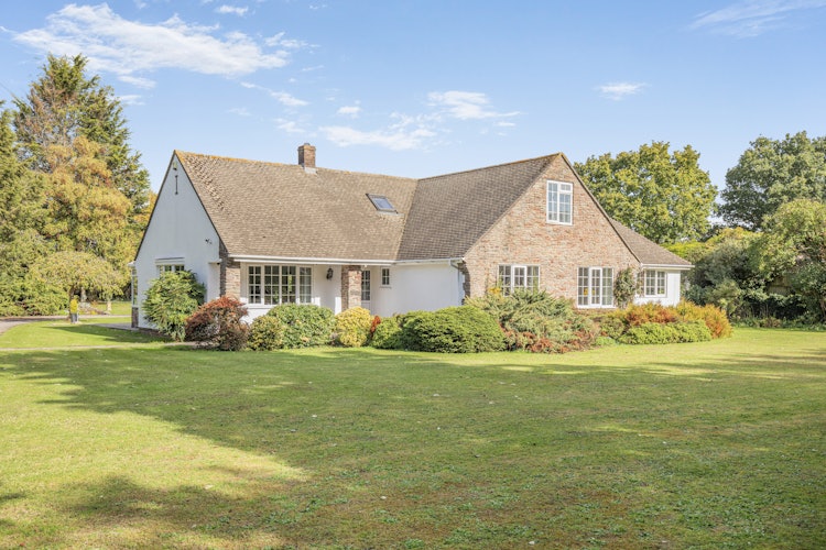 4 bedroom detached house