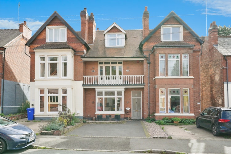 3 bedroom terraced house