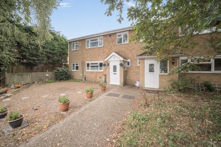 5 bedroom end of terrace house