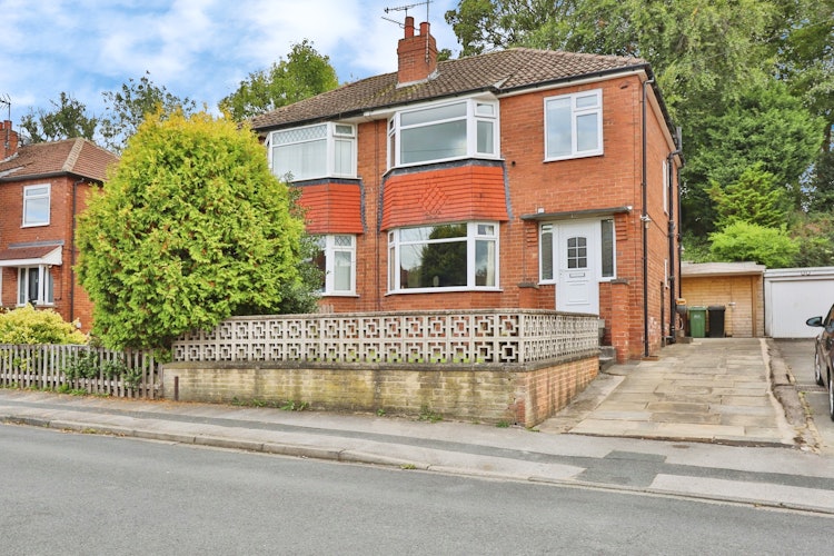 3 bedroom semi-detached house