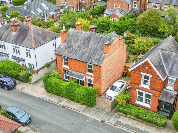 3 bedroom semi-detached house