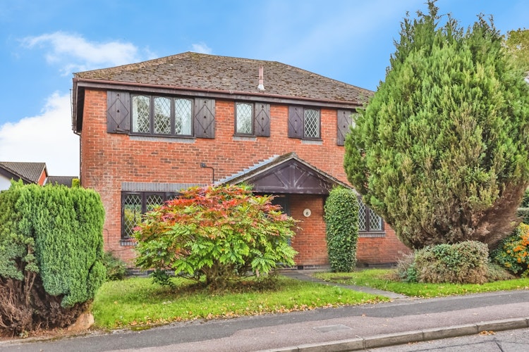 4 bedroom detached house