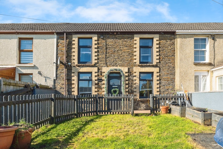 3 bedroom terraced house