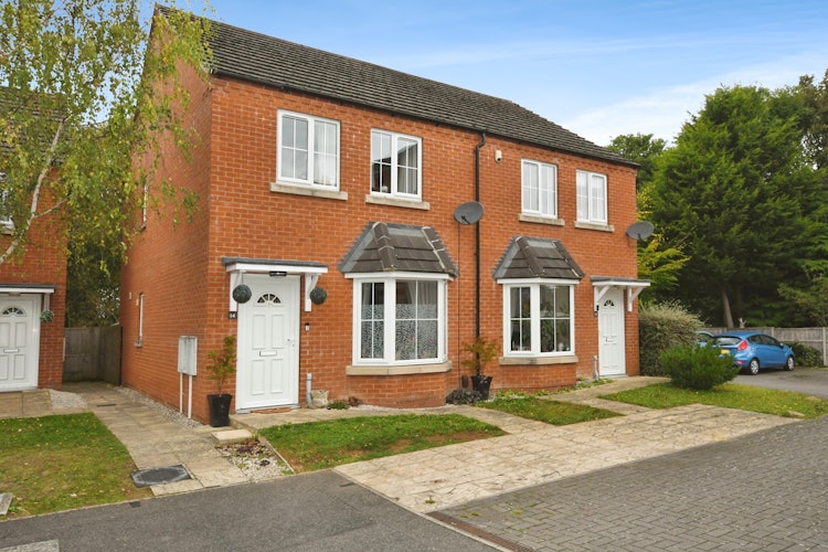 3 bedroom semi-detached house