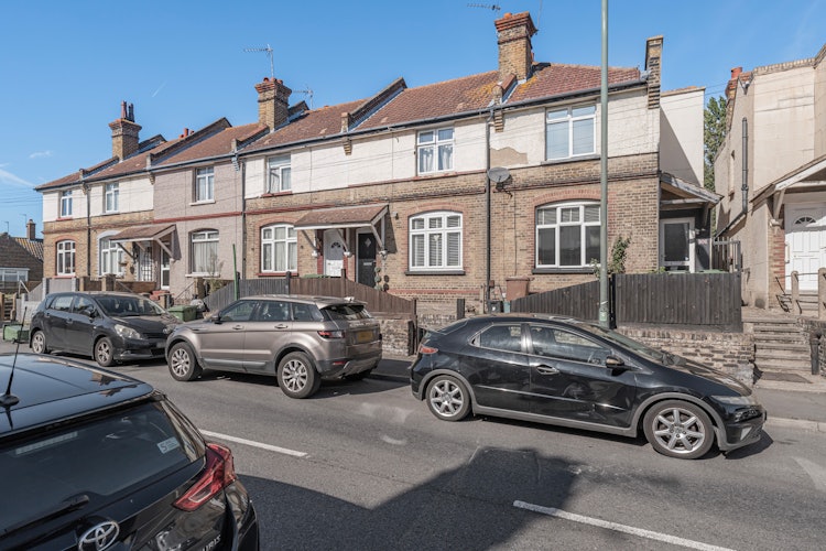 3 bedroom terraced house