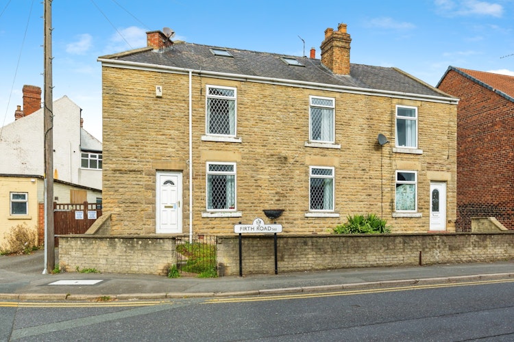5 bedroom semi-detached house