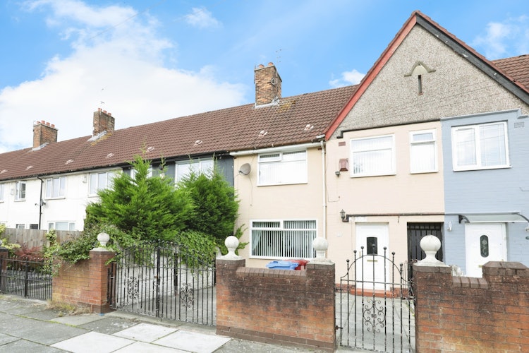3 bedroom terraced house