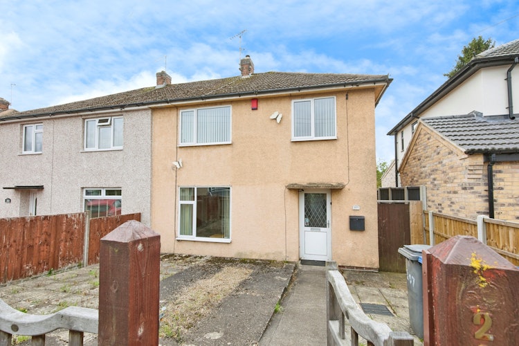 3 bedroom semi-detached house