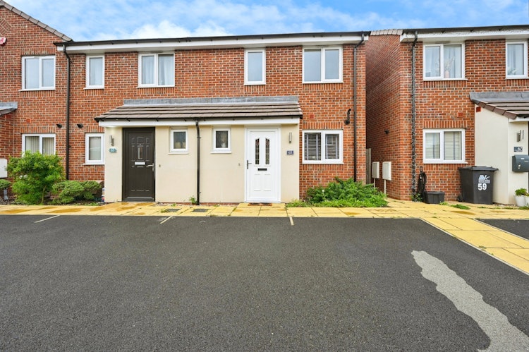 2 bedroom end of terrace house