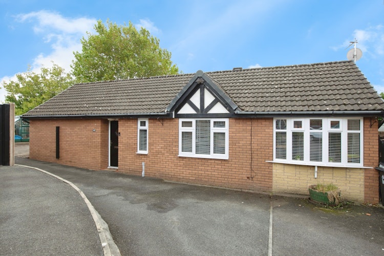 3 bedroom detached bungalow