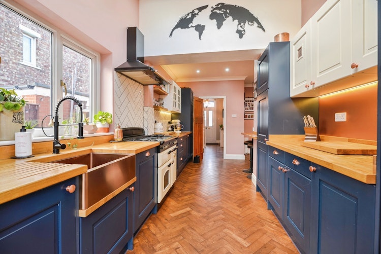 3 bedroom semi-detached house