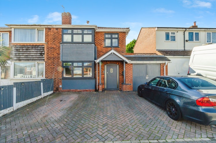 2 bedroom semi-detached house
