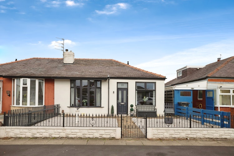 2 bedroom semi-detached bungalow