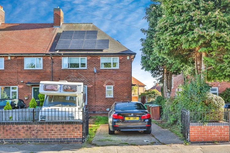 4 bedroom semi-detached house