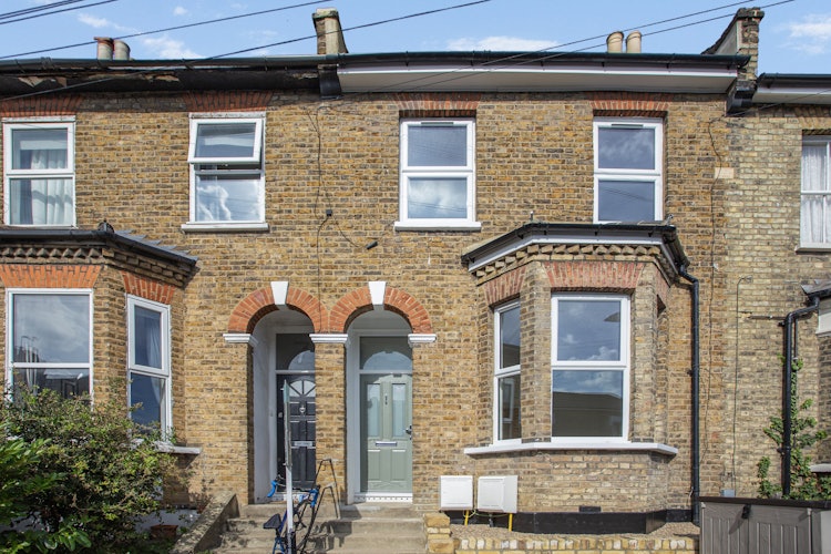 2 bedroom flat