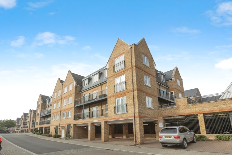 2 bedroom flat